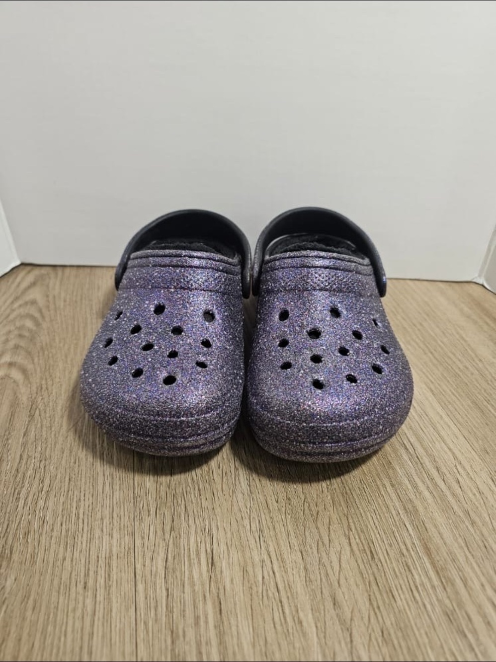 Crocs Kids' Classic Lined Space Glitter – Purple Moon – Glow-in-the-Dark (12)